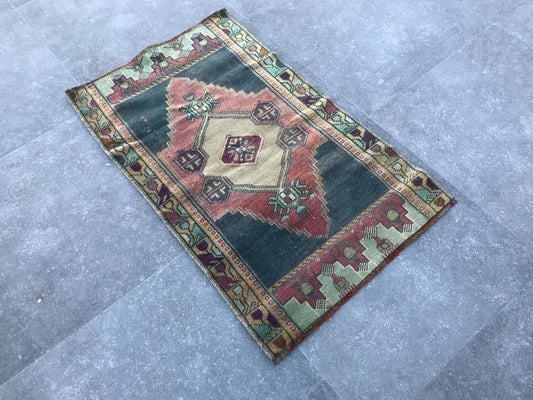 Handmade Rug, Vintage Rug, Turkish Rug 37 x74 inches