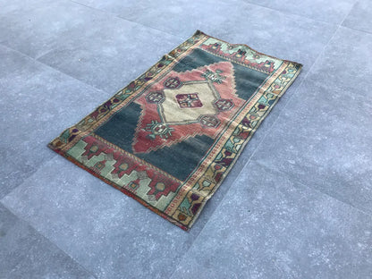 Handmade Rug, Vintage Rug, Turkish Rug 37 x74 inches