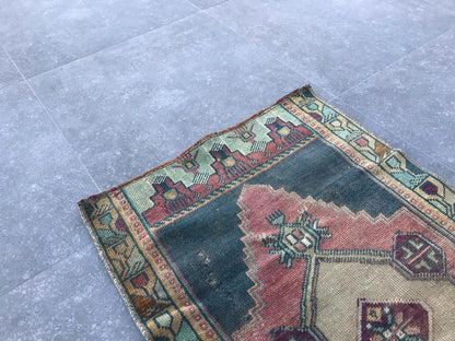 Handmade Rug, Vintage Rug, Turkish Rug 37 x74 inches